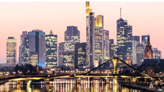 Frankfurt l thnh phố đa văn ha.