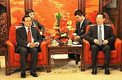 Đồng ch Phạm Quang Nghị, Ủy vin BCT, B thư Thnh ủy H Nội hội kiến với đồng ch Trương Cao Lệ, Ủy vin Thường vụ BCT, Ph Thủ tướng Trung Quốc. Ảnh: TTXVN