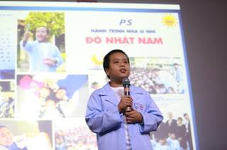 http://img.v3.news.zdn.vn/w660/Uploaded/nugjzn/2014_07_07/Do_Nhat_Nam_chia_se_ve_cau_chuyen_8_nam_truoc_cung_ki_niem_xuyen_suot_cuoc_hanh_trinh.jpg