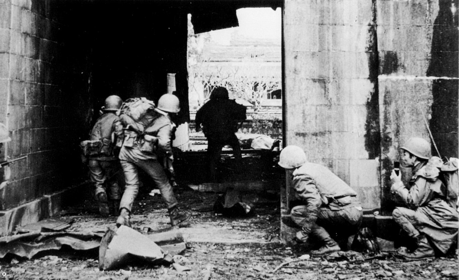 CAC CHIEN SI SU DOAN 1 BO BINH CHIEM LAI HUE NAM 1968.jpg