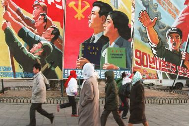 https://i1.wp.com/cdn1.pri.org/sites/default/files/photos/2015-February/north_korea_propaganda.jpg?resize=382%2C255&ssl=1
