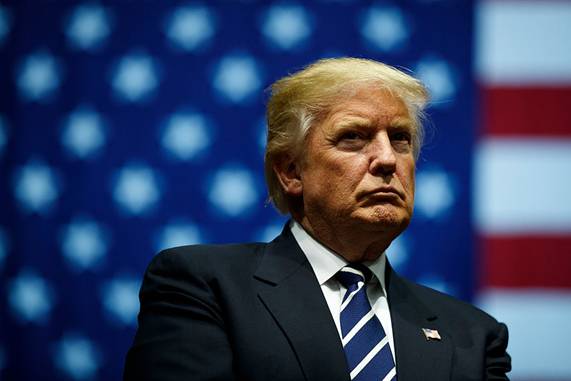 Tu Chnh n thứ 14 sẽ cho php Tổng thống Trump tước bỏ quyền lực của cc thị trưởng, thống đốc, nghị sĩ Đảng Dn chủ nếu bạo loạn lật đổ thật sự nổ ra.