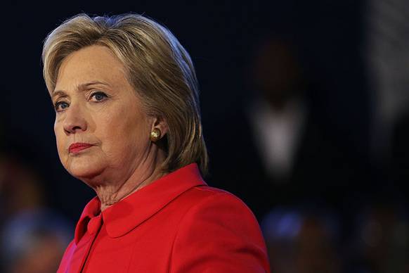 B Hillary Clinton thậm ch cn tuyn bố cng khai rằng, Joe Biden khng nn nhượng bộ cuộc bầu cử trong bất kỳ hon cảnh no.