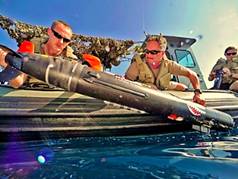 Tu lặn tự hnh cỡ nhỏ Swordfish của Hải qun Mỹ được dng để thực hiện cc sứ mạng trinh st - Ảnh: Hải qun Mỹ