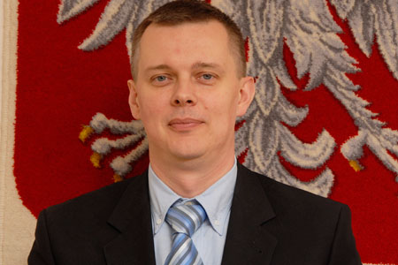 http://geoforum.pl/upload/news_pl/picture/110729_siemoniak.jpg