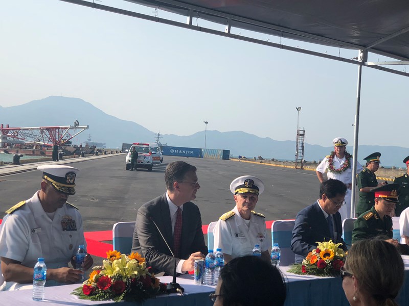Tư lệnh tu USS Carl Vinson: 'Hm nay l ngy lịch sử' - ảnh 2