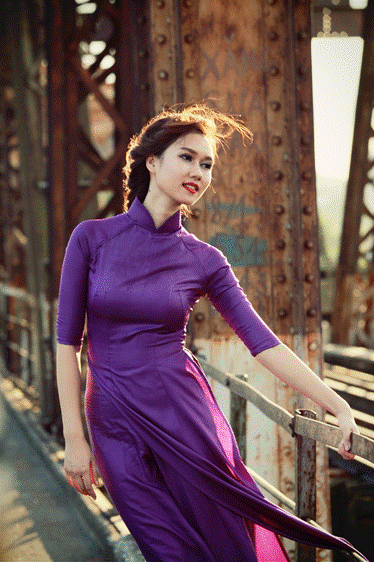 http://sohanews2.vcmedia.vn/k:2014/img-20140926-2-1411783094543/nhan-sac-nu-kham-khao-khien-van-nguoi-ghen-ti.png