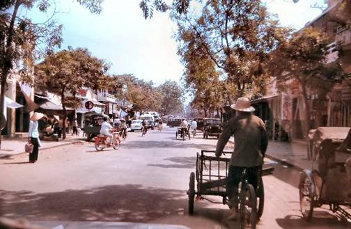 http://i304.photobucket.com/albums/nn194/nhatrangmuathu/NhaTrangxua3.jpg~original