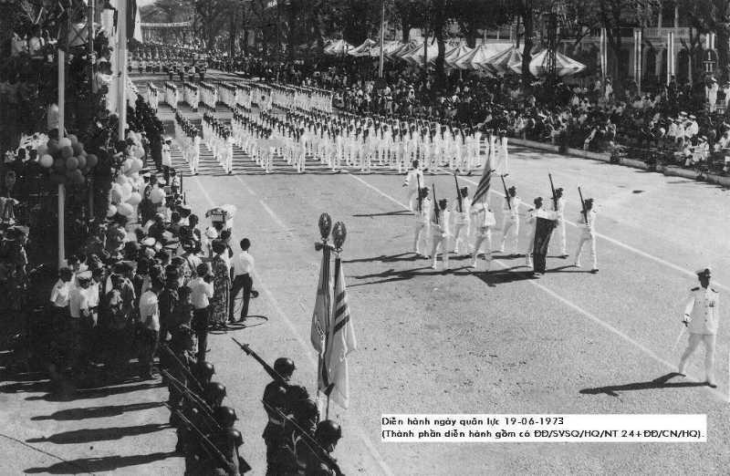 Phay tham du Cuoc Dien Hanh Mung Ngay Quan Luc VNCH 19.6.1973 tai Sai Gon