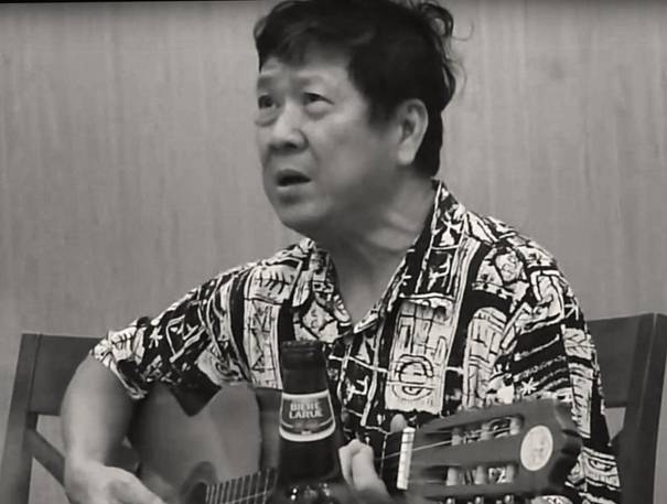 Nhạc sĩ Nguyễn Vũ (2012). Nguồn: Chụp lại từ YouTube. 