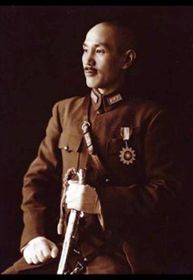 https://www.dkn.tv/wp-content/uploads/2018/02/chiang_kai-shek_in_full_uniform-450x651-253x366.jpeg