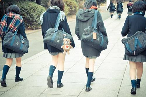 http://www.daikynguyenvn.com/wp-content/uploads/2017/04/dongphuc4.jpg