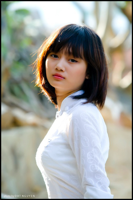 nu sinh ao trang